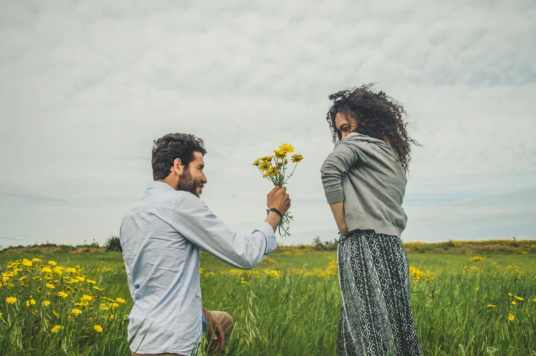 20 Romantic Ways To Make The First Move on Your Partner