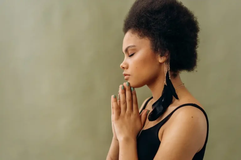 10 Powerful Prayers to Reconcile a Relationship